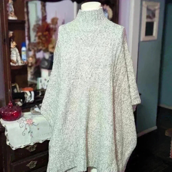 Sold - Picture 2 of 7